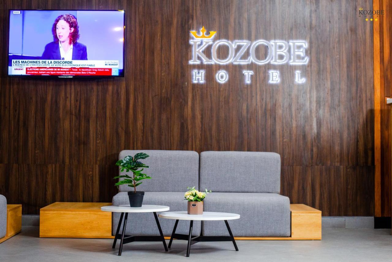 Kozobe Hotel Ambilobe Luaran gambar